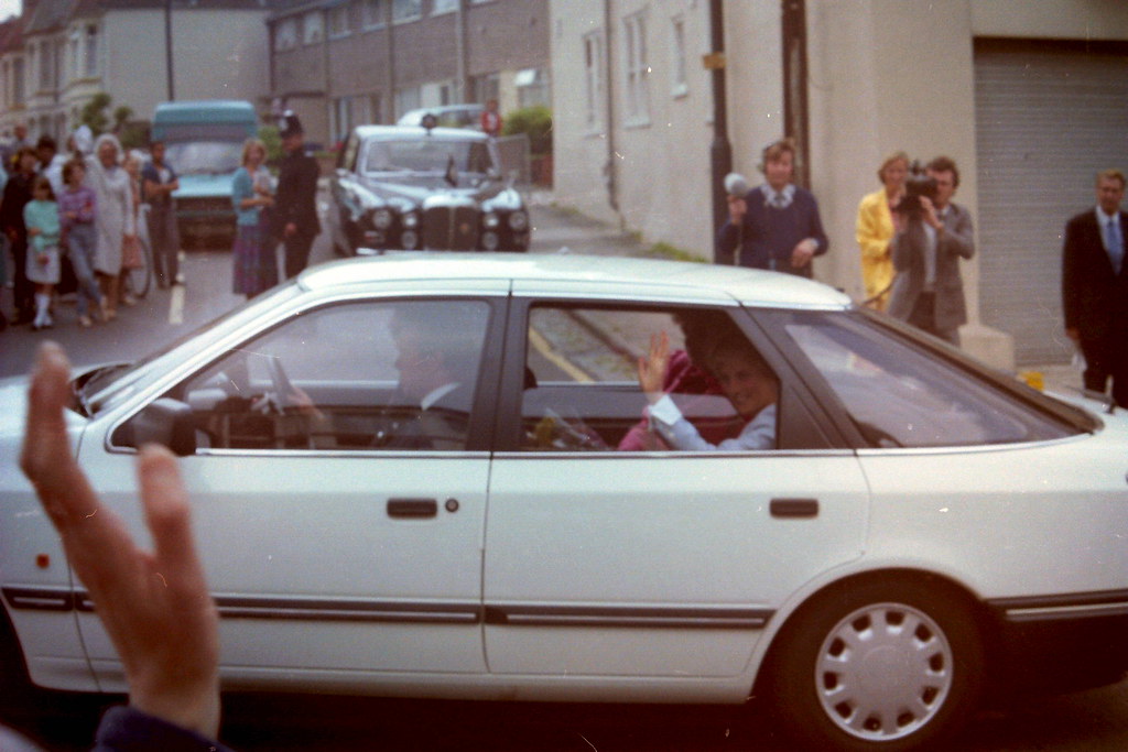 Whitehall Road, Bristol, 1987 Princess Diana at the offici… Flickr
