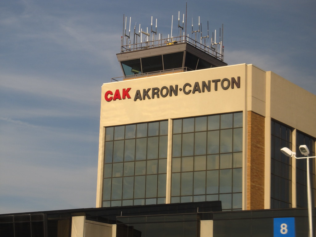 AkronCanton Regional Airport, Green, Ohio AkronCanton Re… Flickr