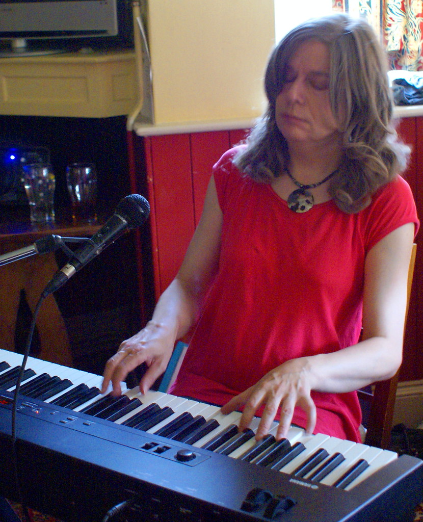 Diana Stone, The Delta Ladies, The Hen & Chickens, Baldock… Flickr