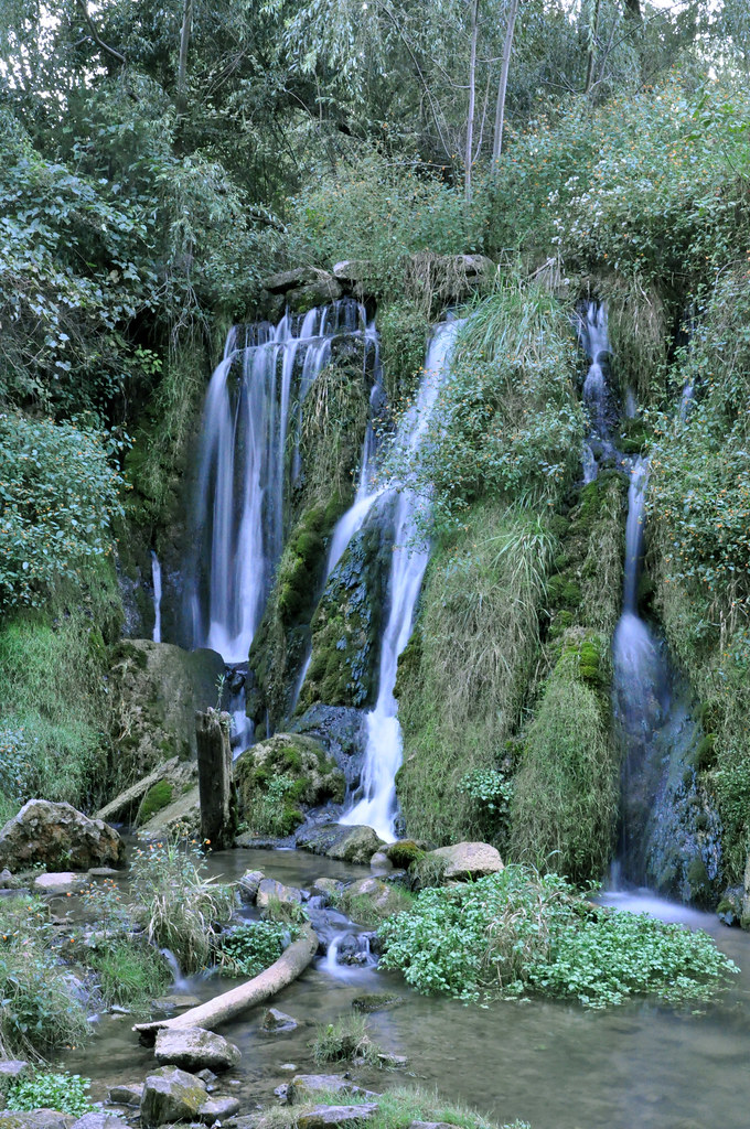 Waterfall in Falling Waters, West Virginia I visited this … Flickr