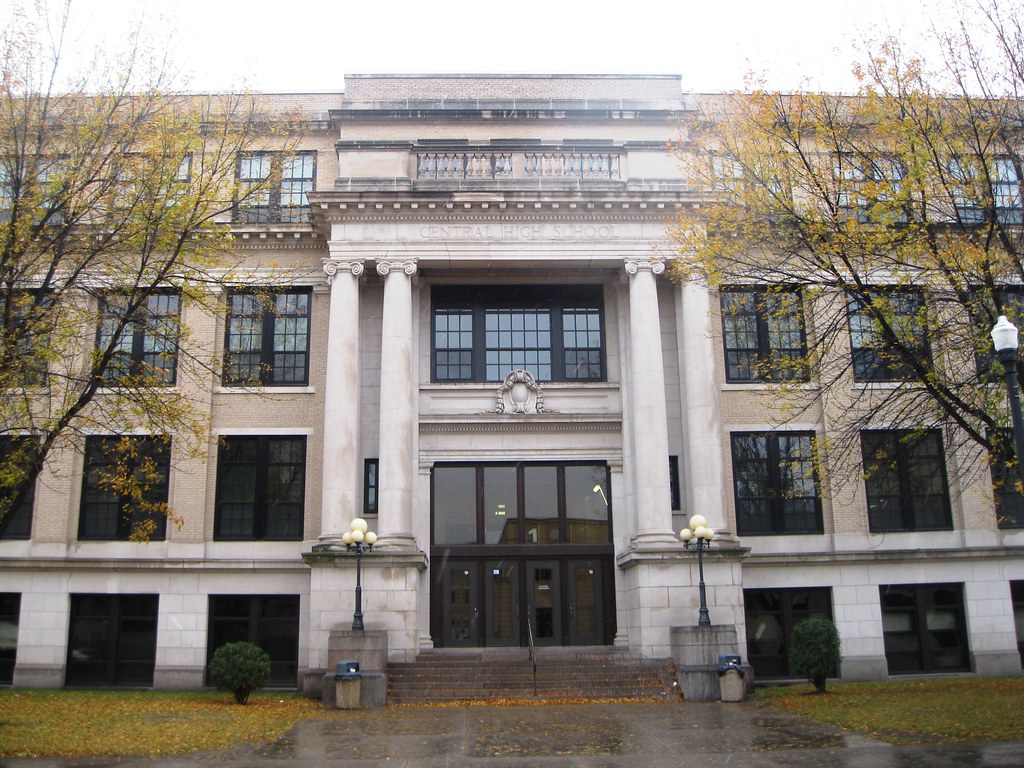 Central High School, Grand Forks Neoclassical design, arc… Flickr