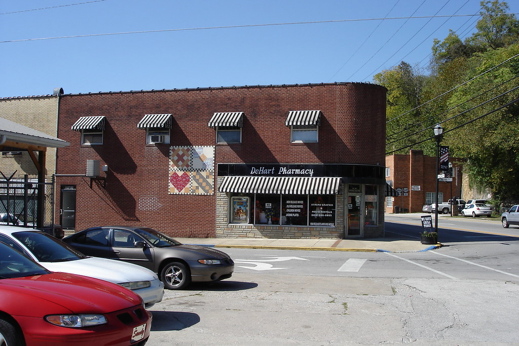 DeHart's Pharmacy Olive HIll KY SC01087 Long a corners… Flickr