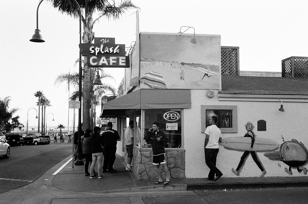 Splash Cafe in Pismo Beach, CA Taken in with a QL1… Flickr