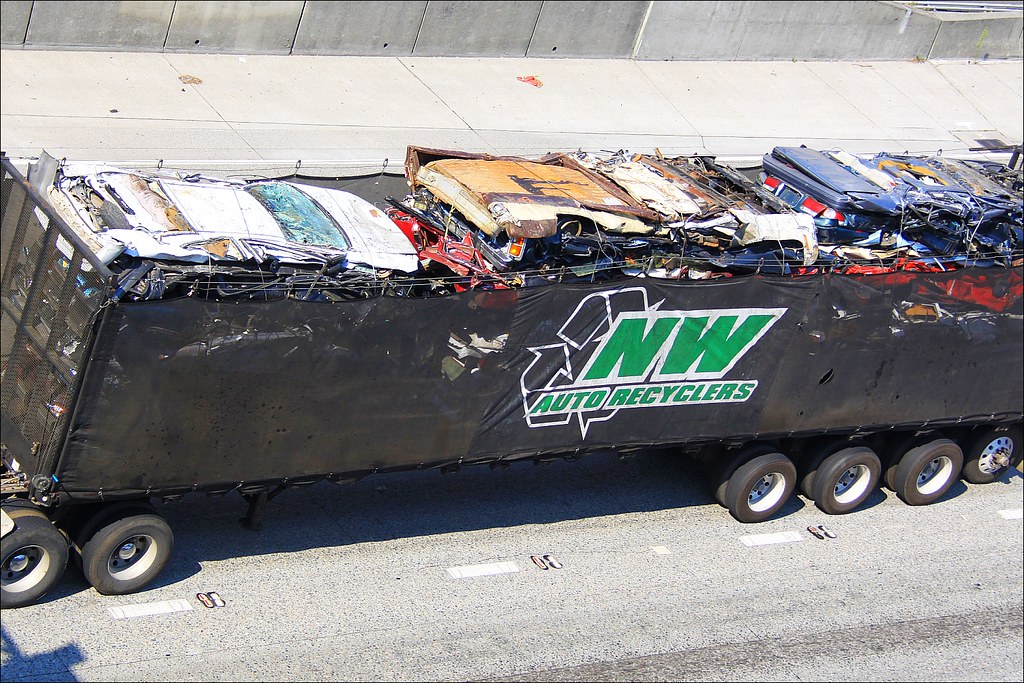pressed cars NW Auto Recyclers on Interstate 5 / Seattle /… Rupert