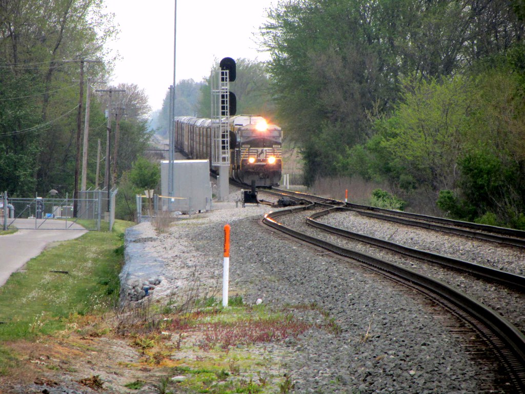 20120420 68 Norfolk Southern RR, Butler, Indiana David Wilson Flickr