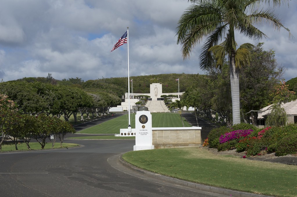 Punchbowl Crater National Memorial Cemetery of the Pacifi… Flickr