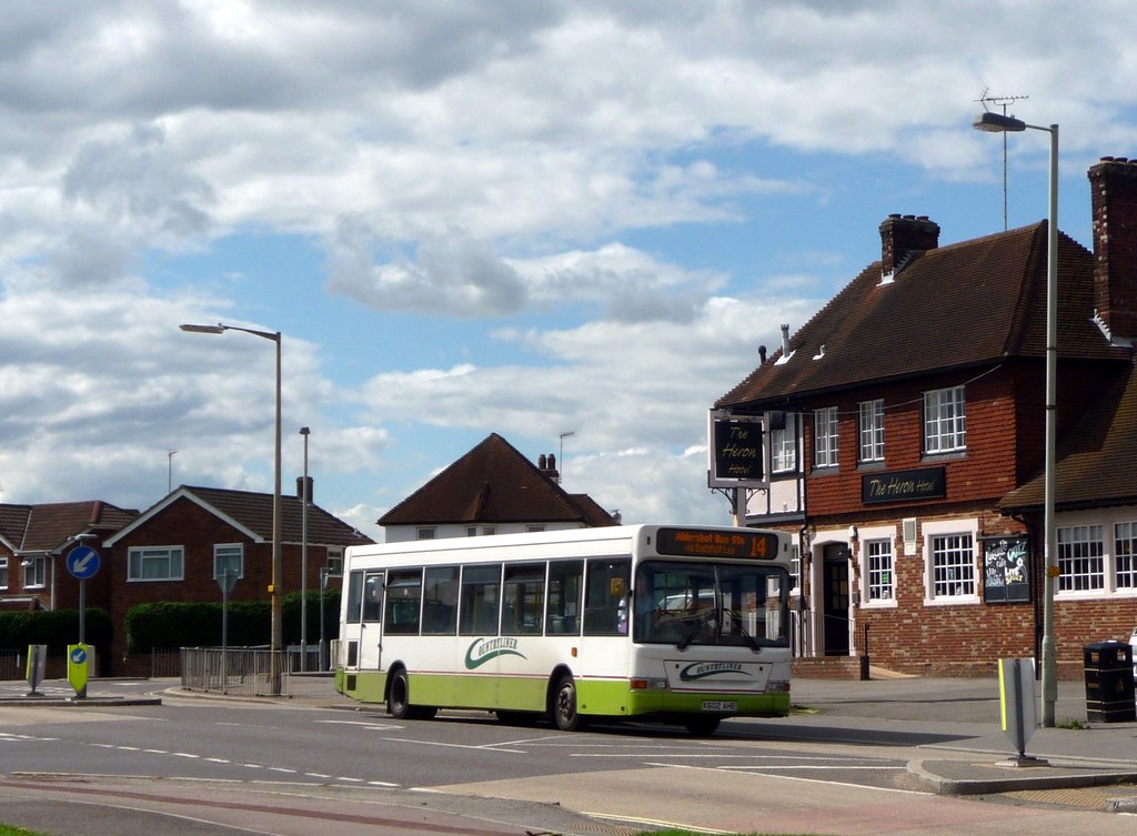Lower Farnham Road route 14 Countryliner DP26 (X602 AHE) t… Flickr