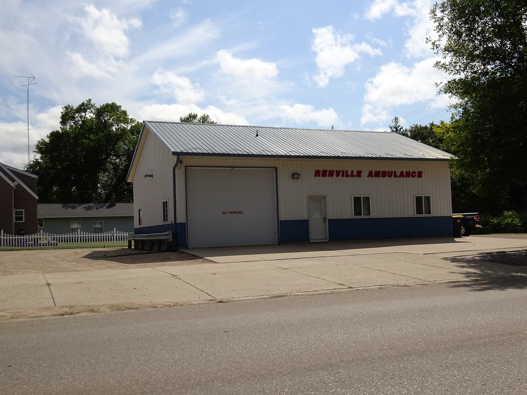 Renville, MN Ambulance Station PHD280 Flickr