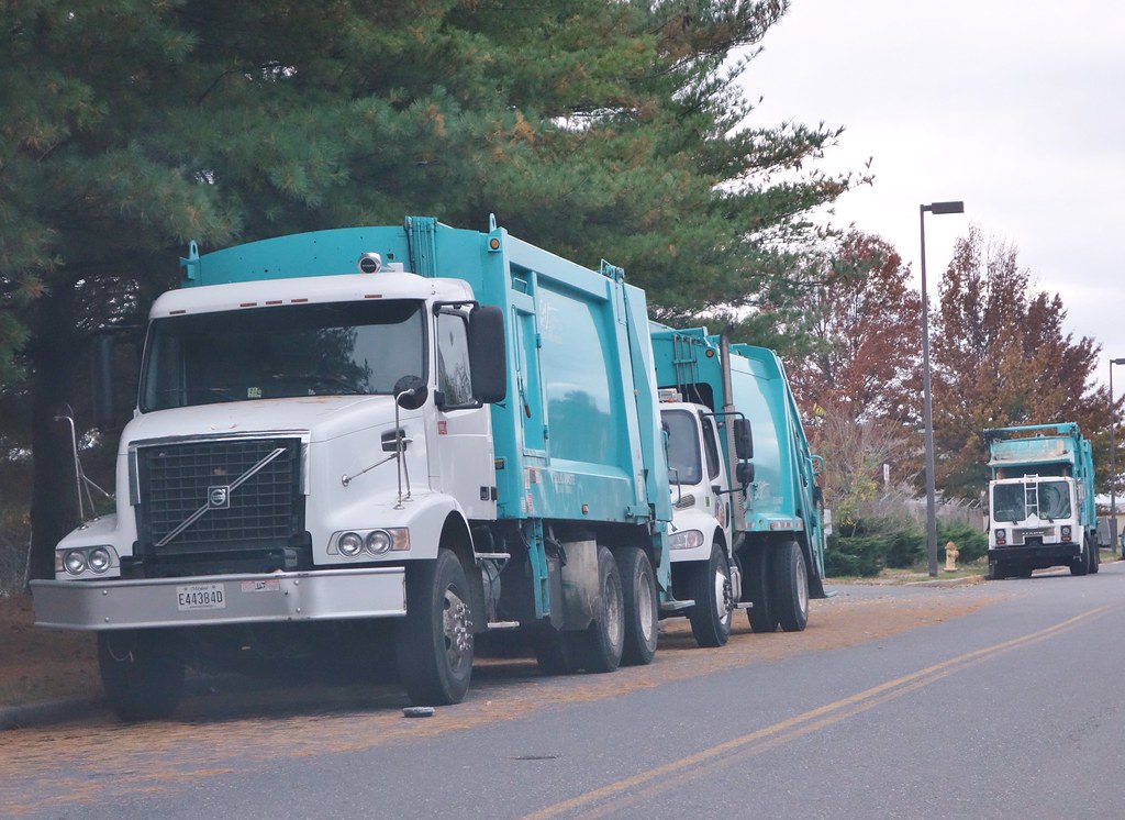 VOLVO REAREND LOADER TRASH TRUCK James Speorl Frederick, Maryland