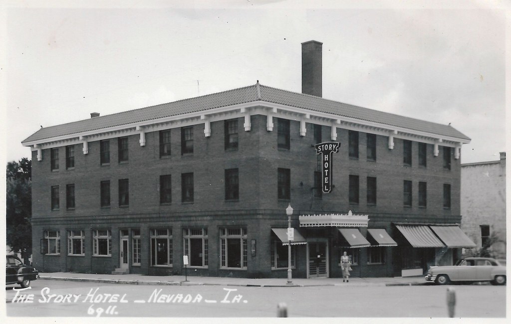 Nevada, Iowa, Story Hotel photolibrarian Flickr