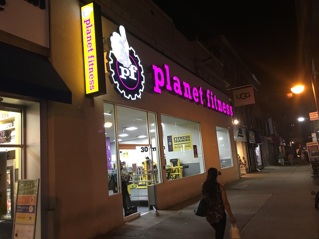 Fitness Brooklyn FitnessRetro