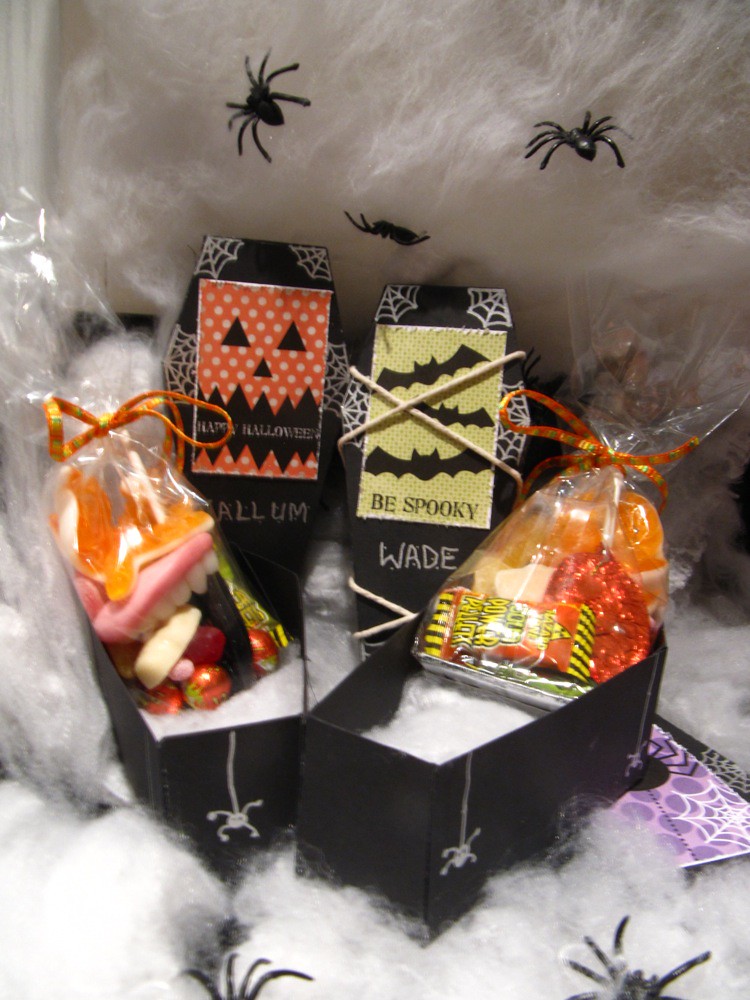 Halloween Gift Boxes 2 Gift boxes for halloween, handmade … Flickr