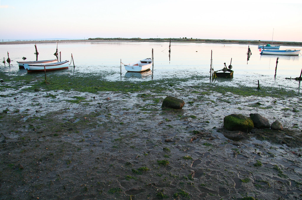 20121015_8406 Werribee South low tide Moored fishing boats… Flickr