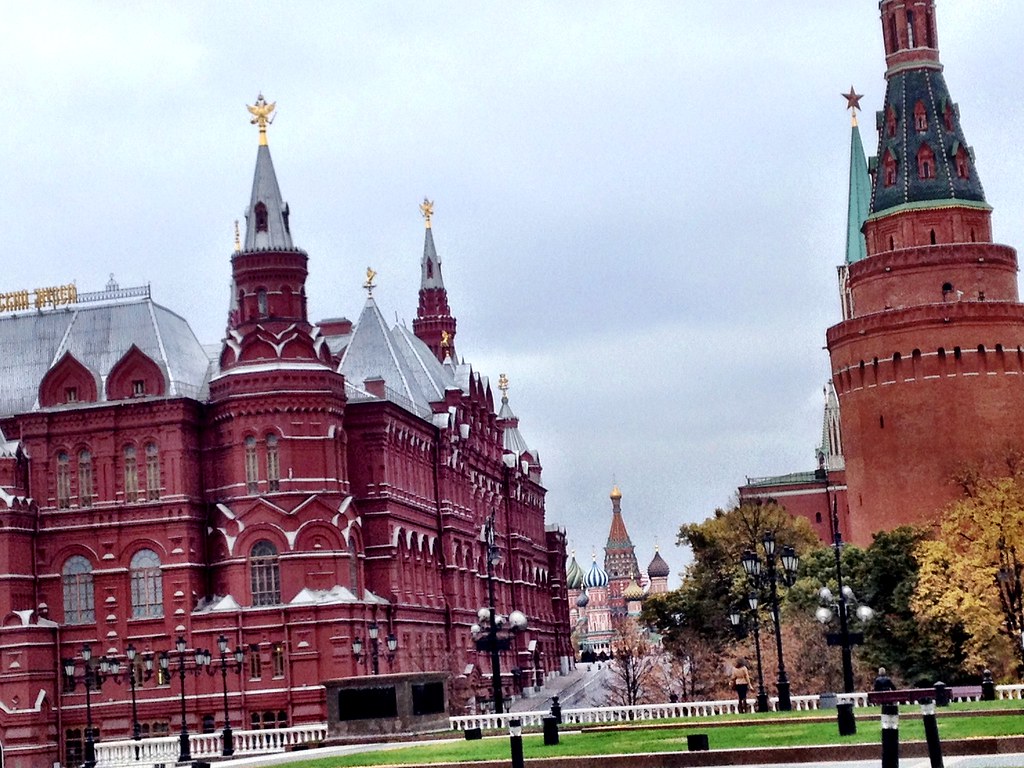 Tour inside the Kremlin Tour inside the Kremlin Moscow, Ru… Flickr