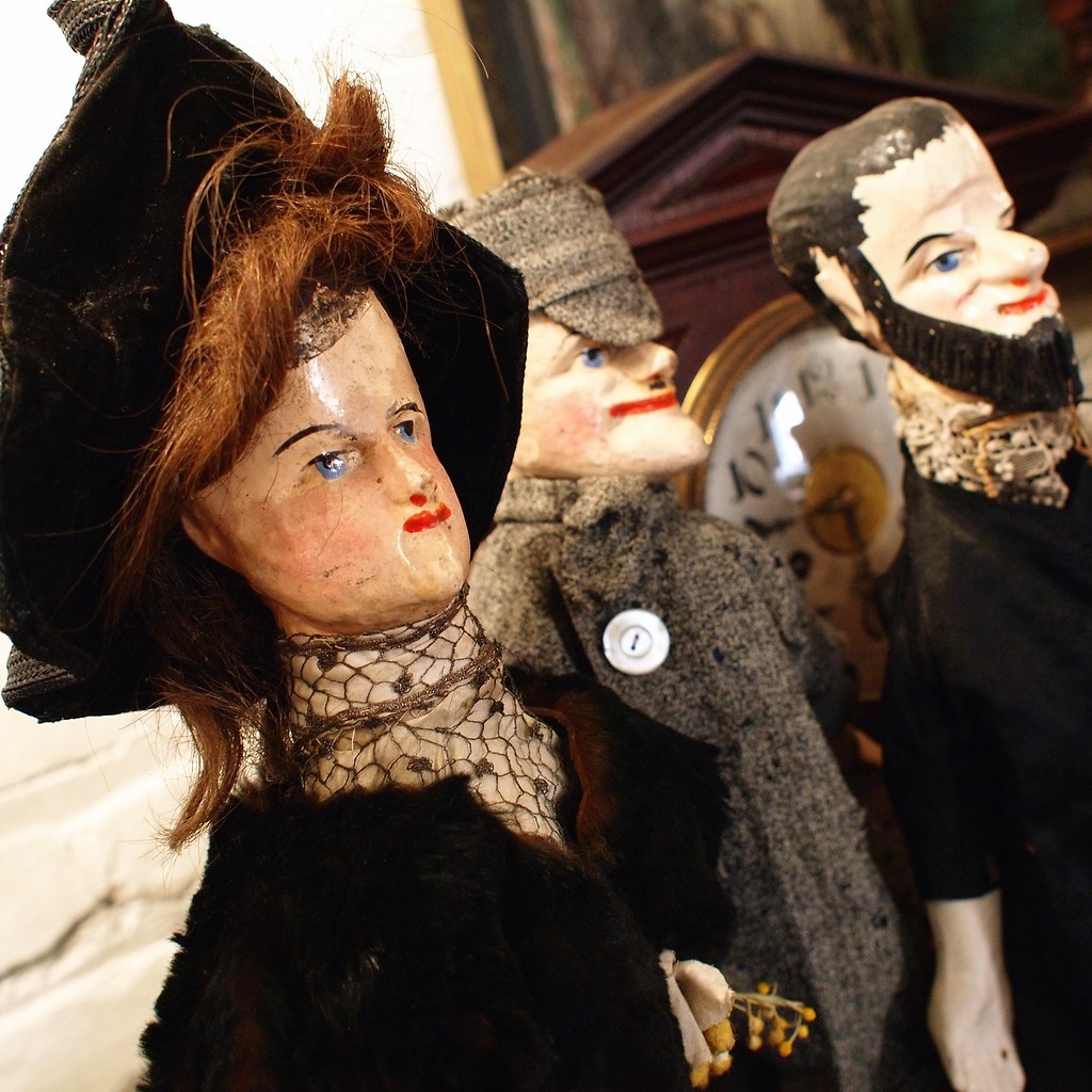 Antique Punch and Judy puppets Paris on Ponce & Le Maison Rouge Flickr