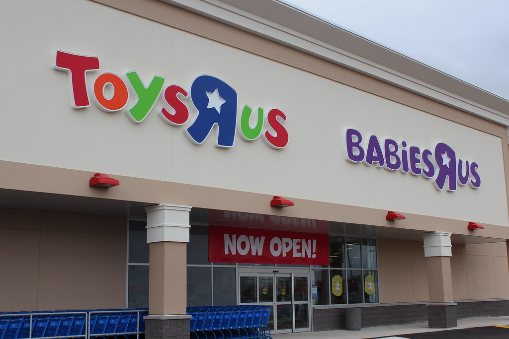 Toys R Us Charlottetown opens! Flickr