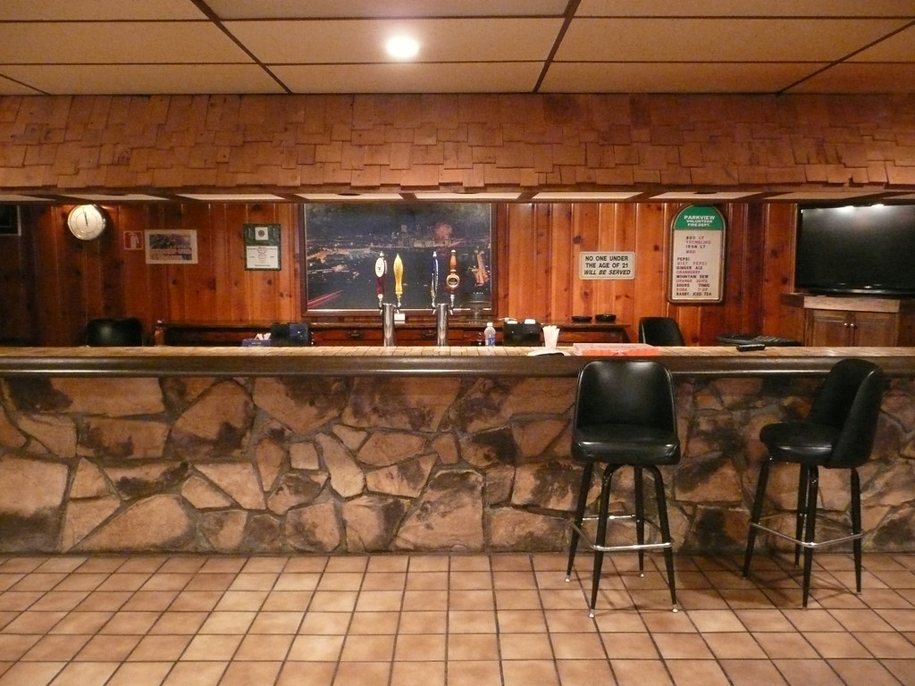 P1270558 Parkview VFD social hall bar area. Andy961 Flickr