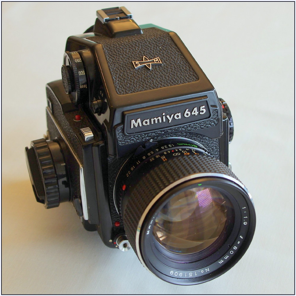 Mamiya 645 6 X 4.5 rollfilm camera circa 1980 With CdS pr… Flickr