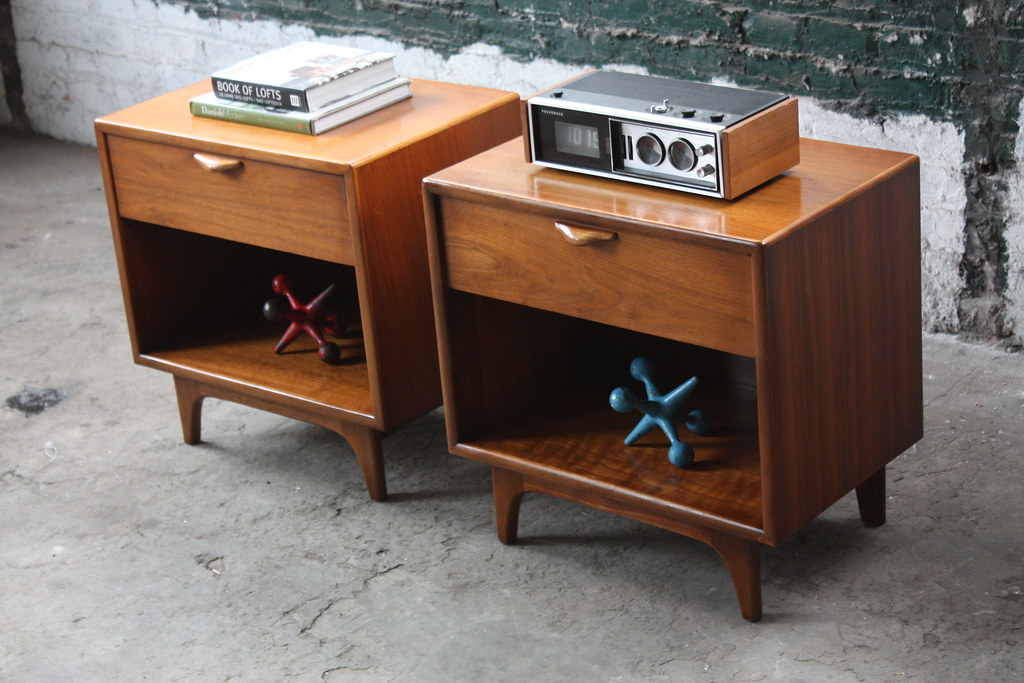 Sleek Lane Perception Walnut Mid Century Modern Nightstand… Flickr