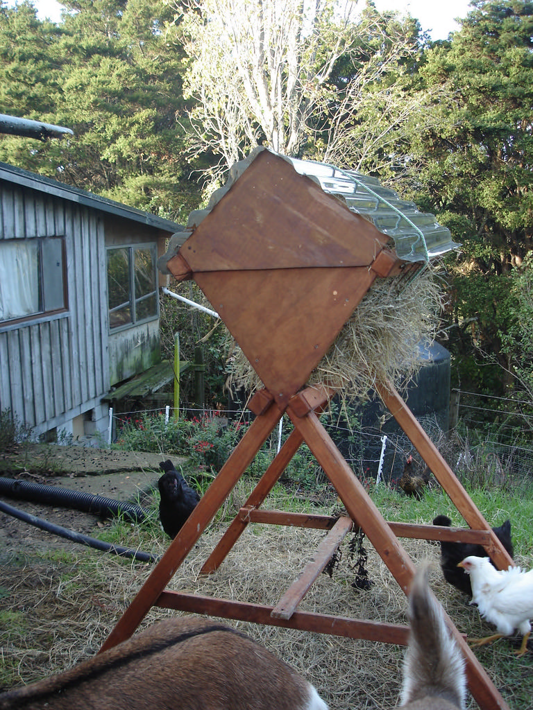 Hay Rack a home made hay rack for goats, Iniuk Flickr