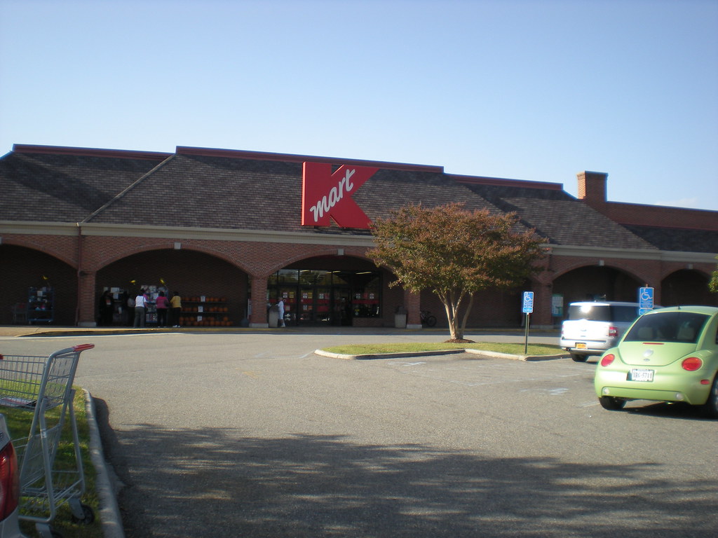 Big Kmart Big Kmart 7259 (101,458 square feet) 118 Waller… Flickr