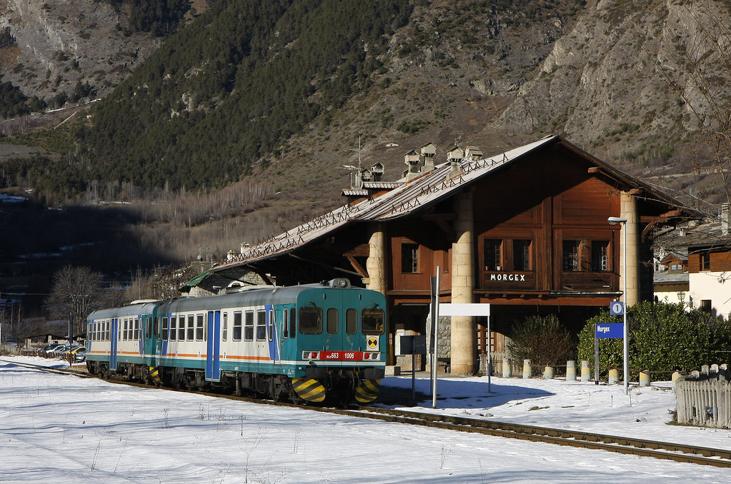 stazione di La caratteristica stazione di M… Flickr