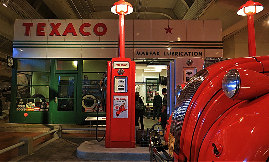 Texaco vintage gas station. Henry Ford. Detroit, Michigan.… Flickr