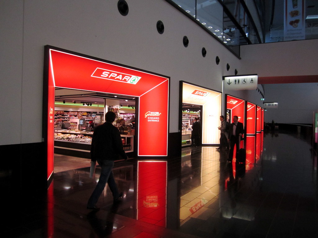 Airport retail Vienna airport, grocery store La Citta Vita Flickr