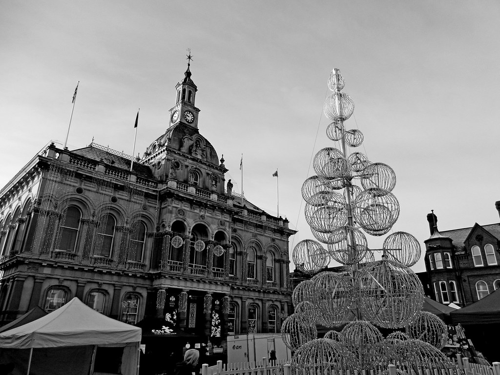 Ipswich Christmas Tree (B/W) Dave Flickr