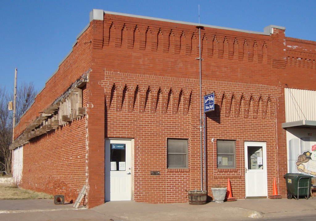 Leon, Kansas City Hall and Police Department Leon is locat… Flickr