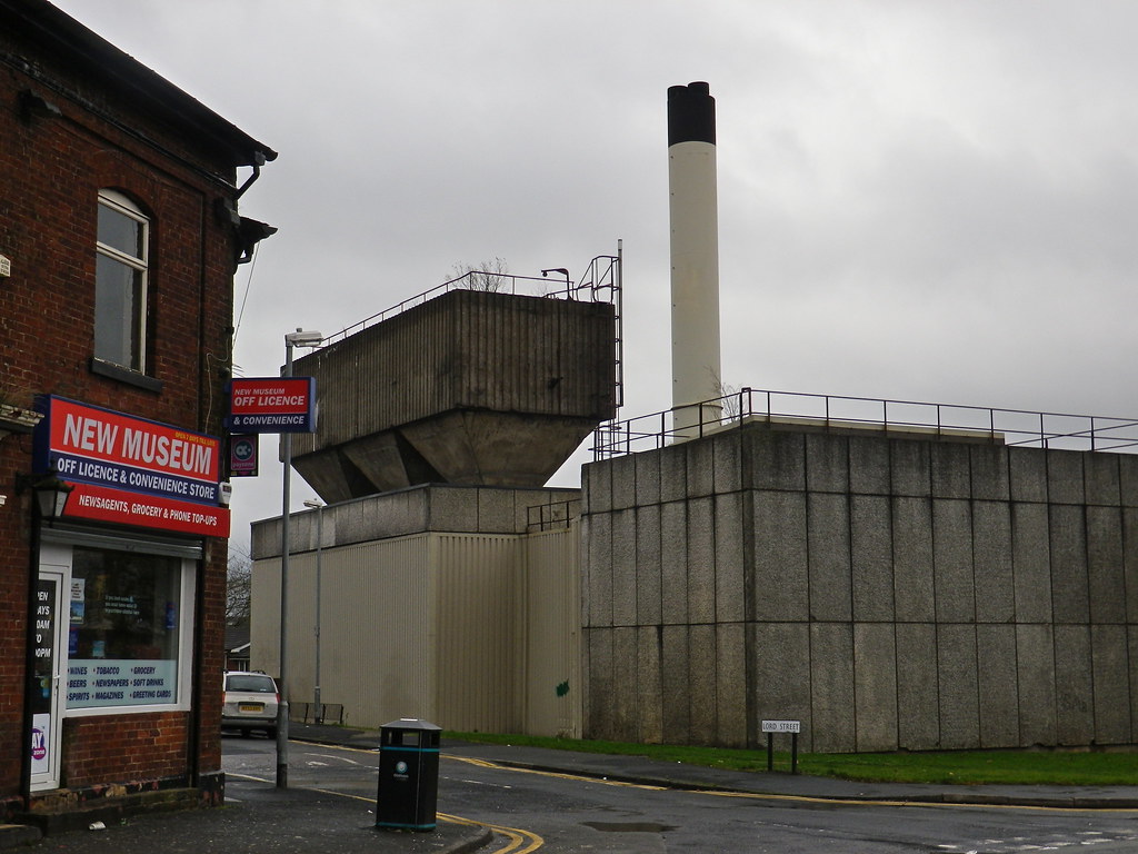 Oldham Heat and power unit on Henshaw Street / Lord Street… Flickr