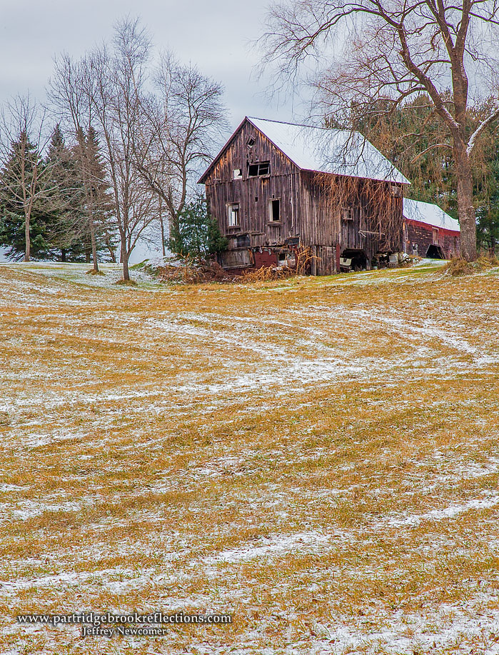 Hilltop Dusting First hint of snow in Chesterfield, New Ha… Jeffrey
