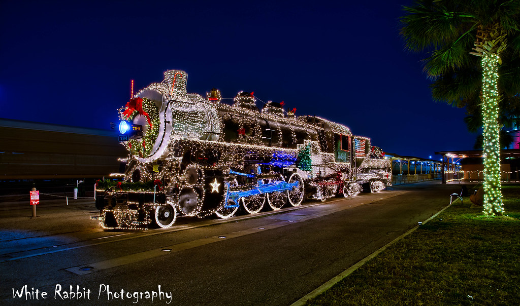 San Antonio Christmas Lights 3.0 Vote for the SP 794 ( l… Flickr