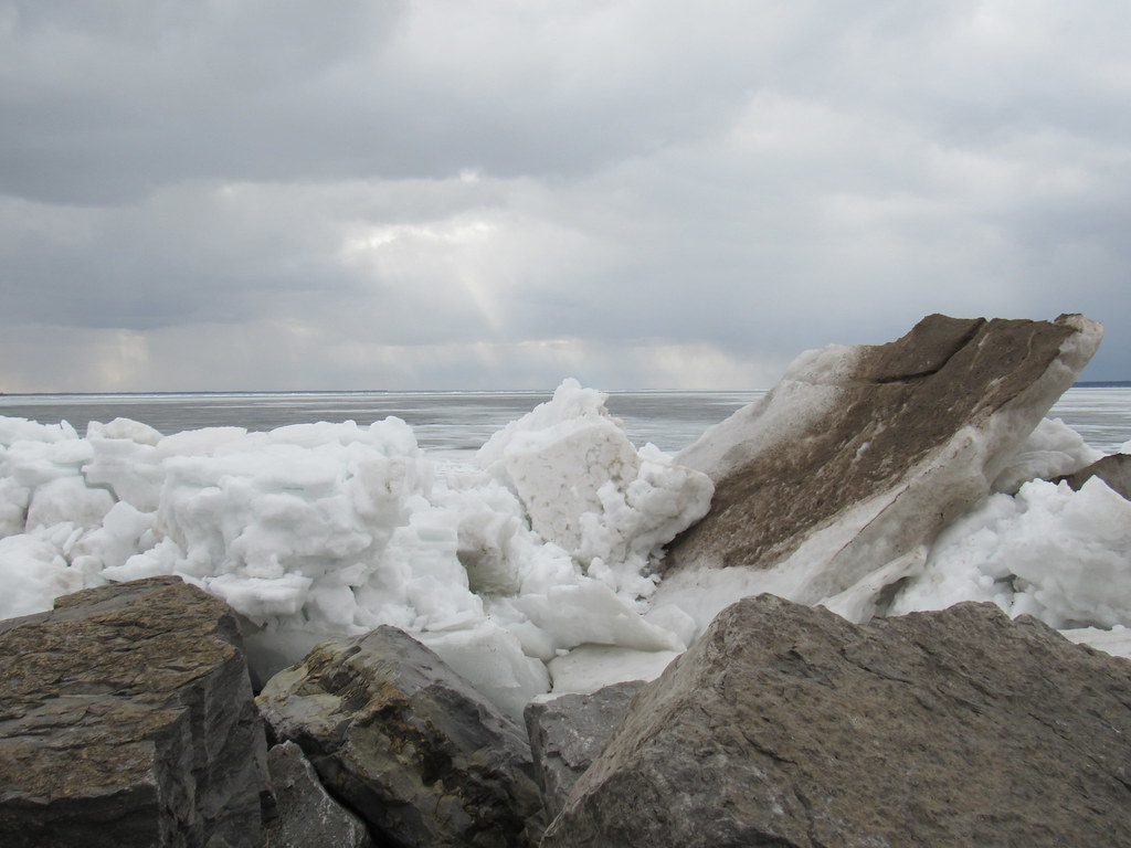 Ice Jam, Oneida Lake, Sylvan Beach, NY CNYrailroadnut Flickr