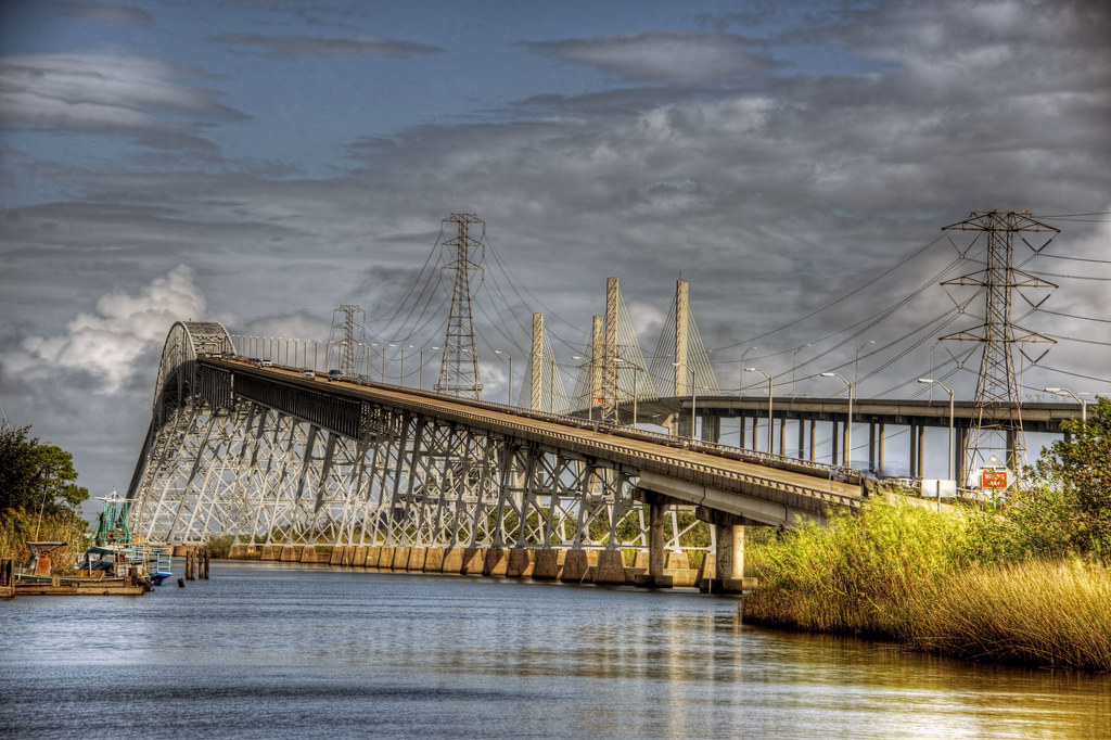 Rainbow Bridge & Veterans Memorial Bridge, Port Arthur, Te… Flickr