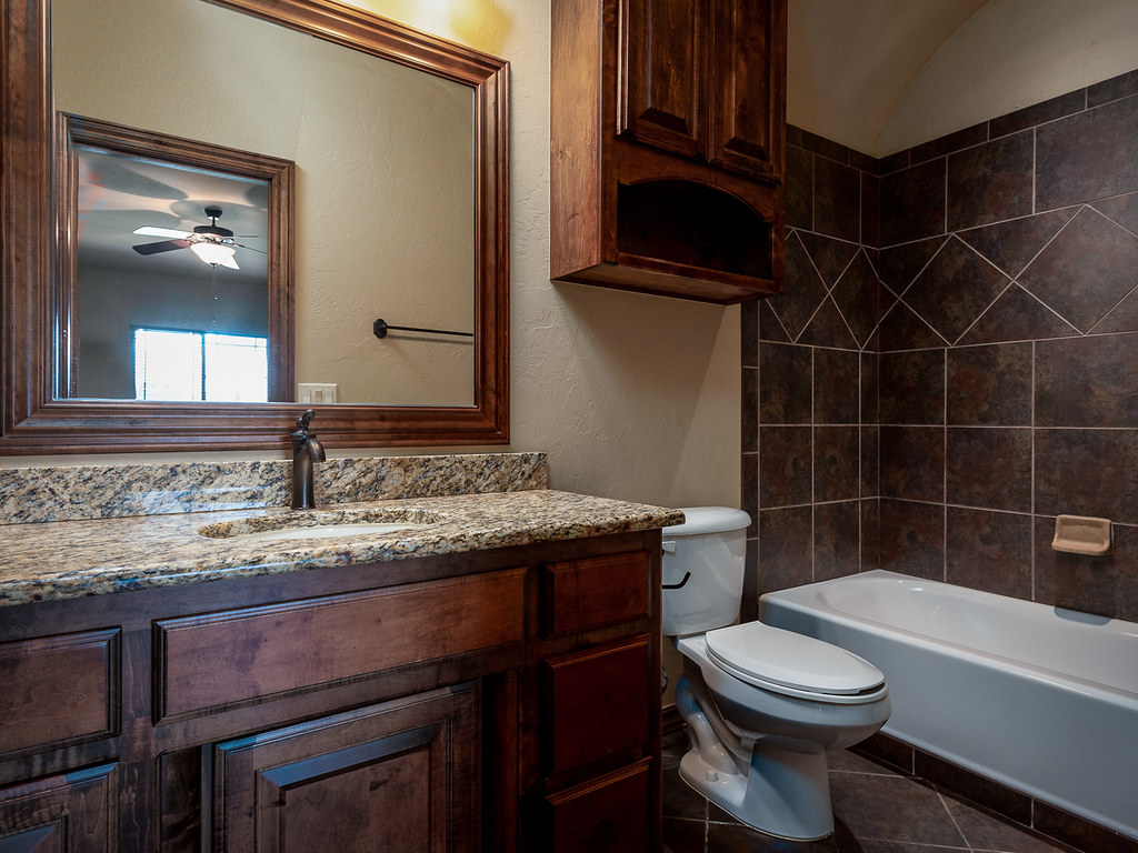 Twin Bridges 4109 Slate Bridge Edmond OK Bank foreclosur… Flickr