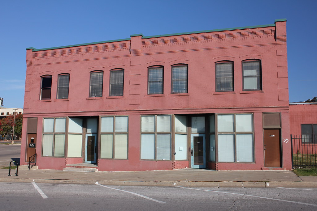 Commercial Building, South Omaha Omaha, NE Tom McLaughlin Flickr