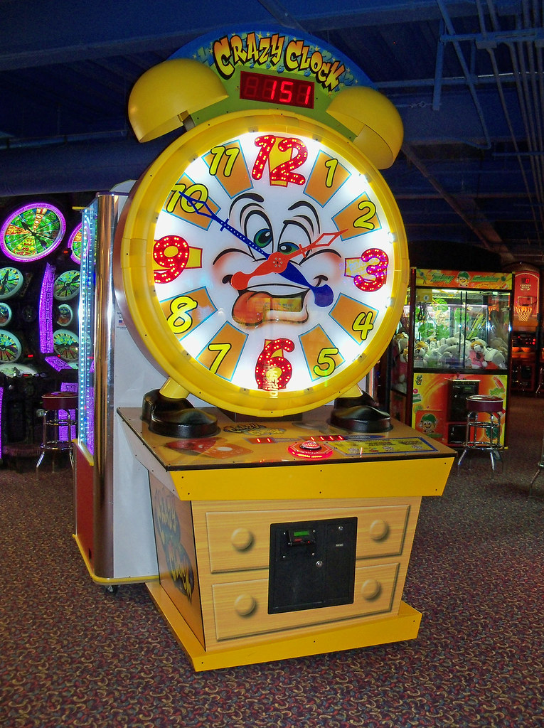 OH Sandusky Crazy Clock Crazy Clock game at the Kalahari… Flickr