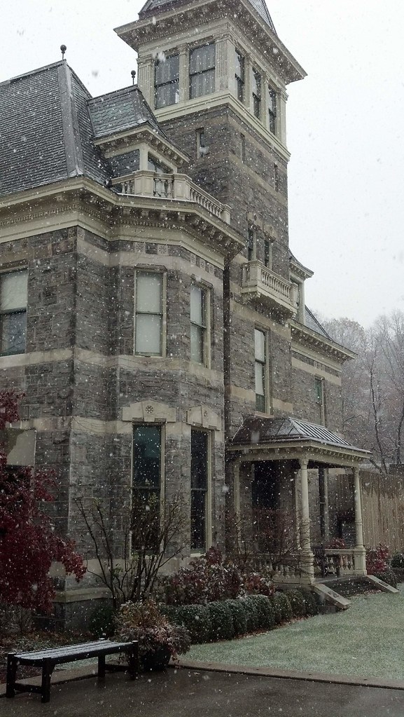 Victorian house, Glenview during light snowfall at the Hudson River