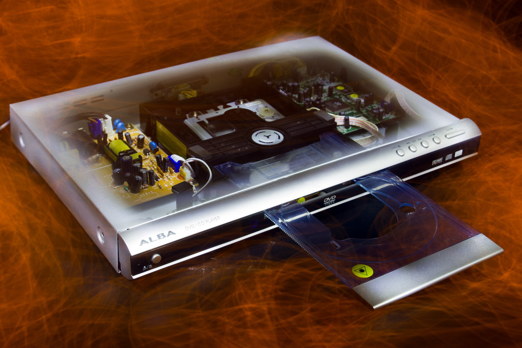 DVD player Magic trick on a vintage dvd player. 4/1… Flickr