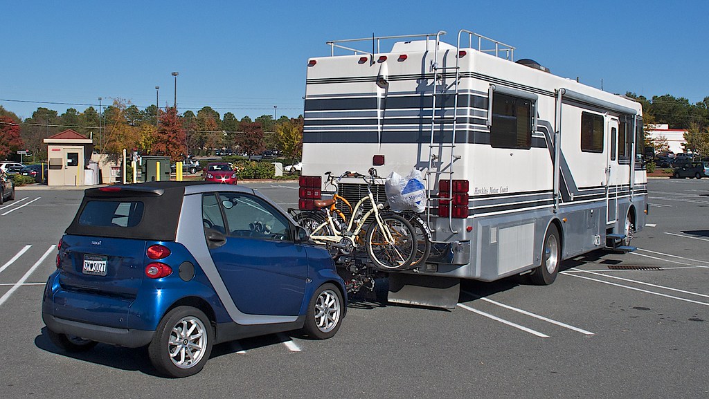 CHEAP VACATION RALEIGH NC COSTCO PARKING LOT RV AND SMAR… Flickr