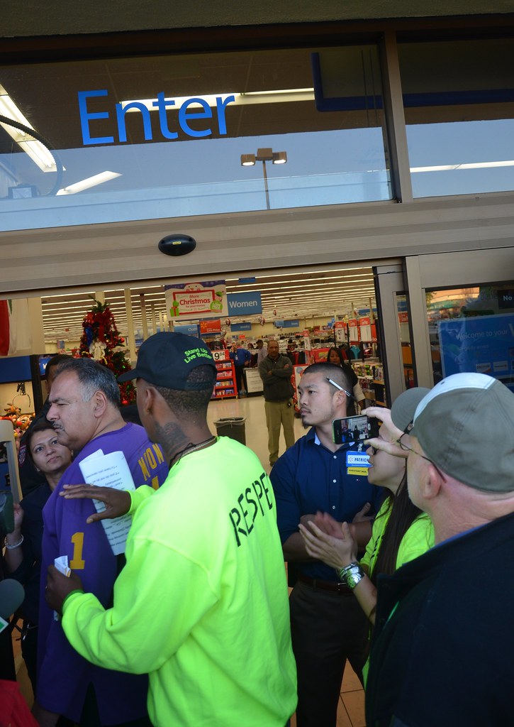 Striking San Leandro Walmart worker Dominic Ware tries to … Flickr