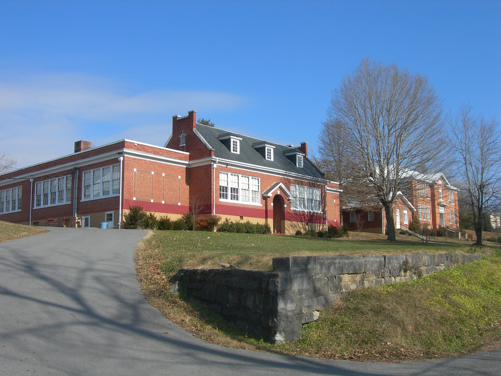 Jonesville Institute Campus Jonesville, Virginia Jimmy Emerson, DVM