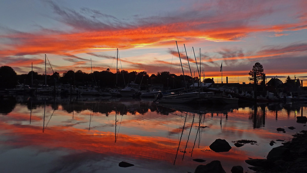 Sunset at Kennebunkport looking across the Kennebunk River… Flickr