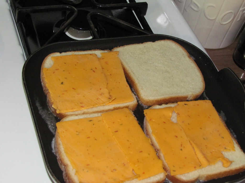 Dietz and Watson Buffalo wing cheddar cheese. Maybe my wei… Flickr