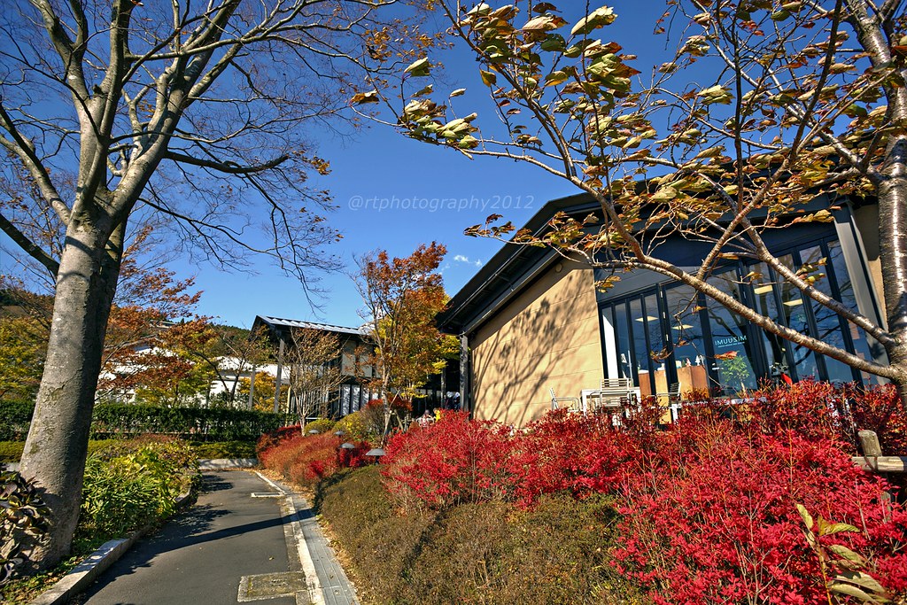 A Restaurant near Lake Ashi EF1740mm f/4L USM HitManSnr Flickr