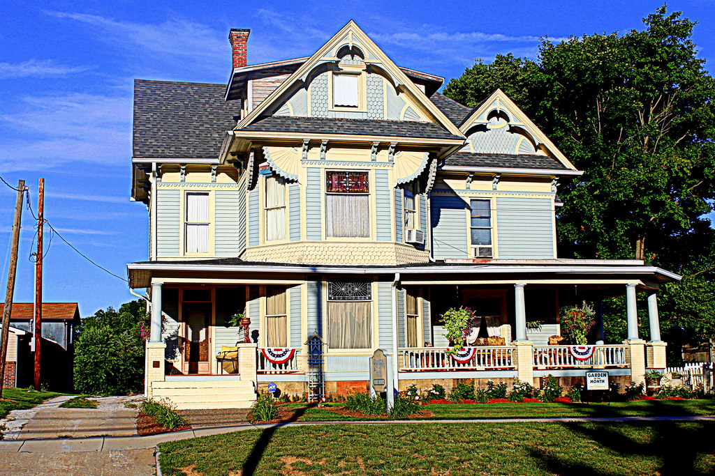 Braxton House (1893) Paoli, Indiana Built by Thomas Brax… Flickr