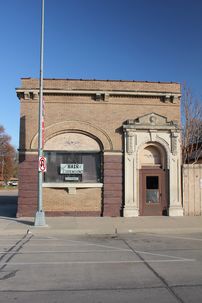 Bank Building Edgar, NE Tom McLaughlin Flickr