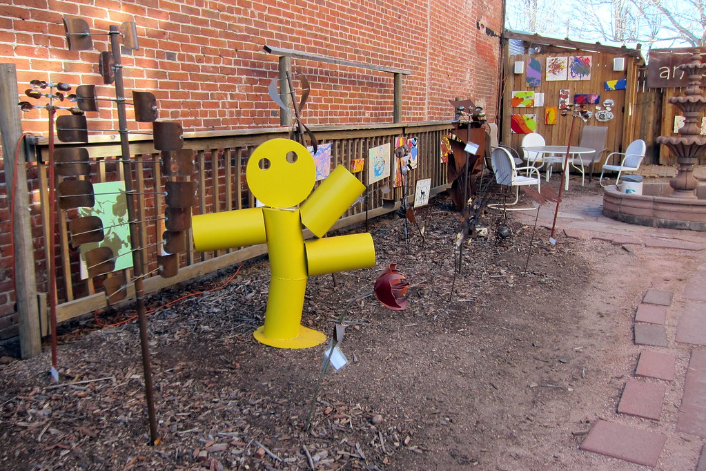 Denver Lincoln Park Grace Gallery An Urban Patio a photo on