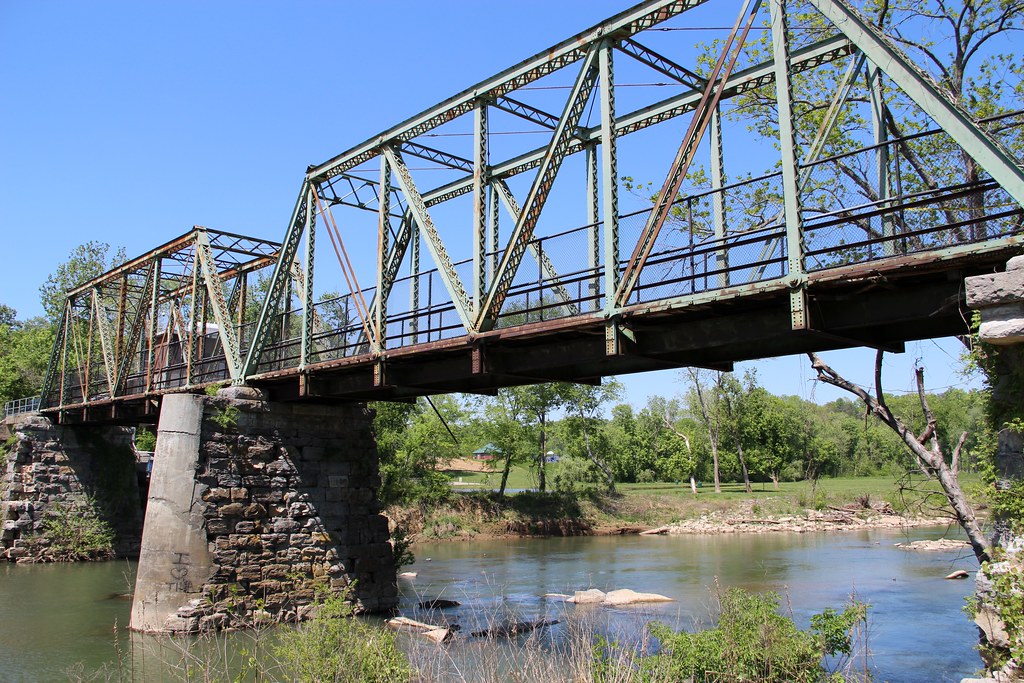 Old Pinnacle Road Bridge (Kingston Springs, Tennessee) Flickr